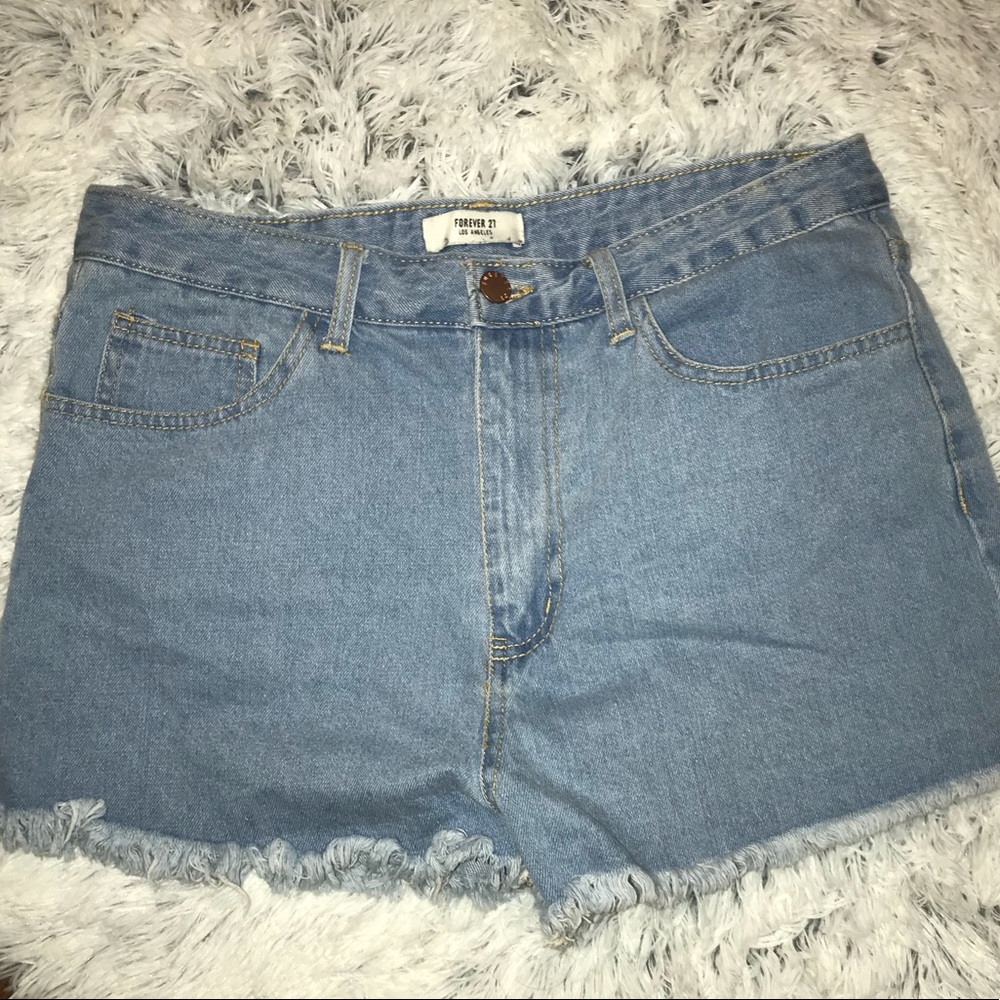 High rise Jean shorts 💙